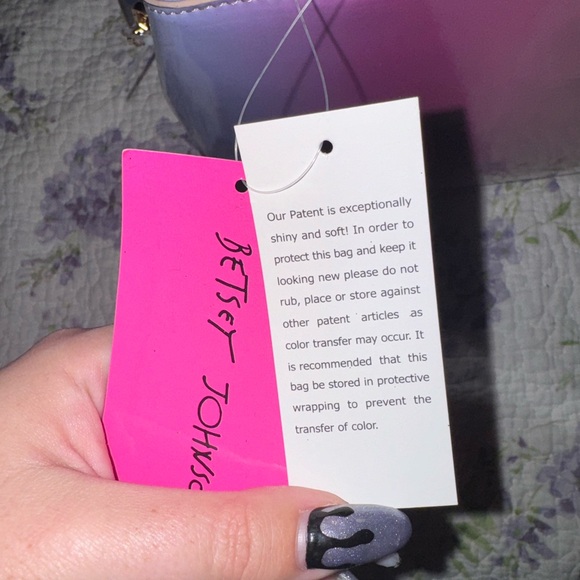 NWT Betsey Johnson Ombré Satchel with Scarf - Picture 7 of 10